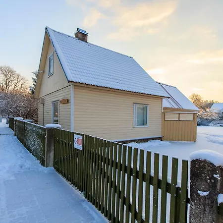 Siili Holiday House Prázdninový dům Haapsalu